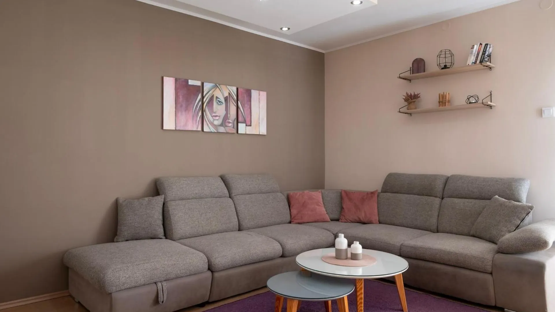 Apartment Apartman Karlo Antonio Trogir